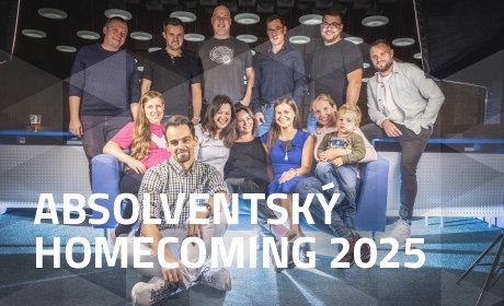 Homecoming 25: Konečně doma!
